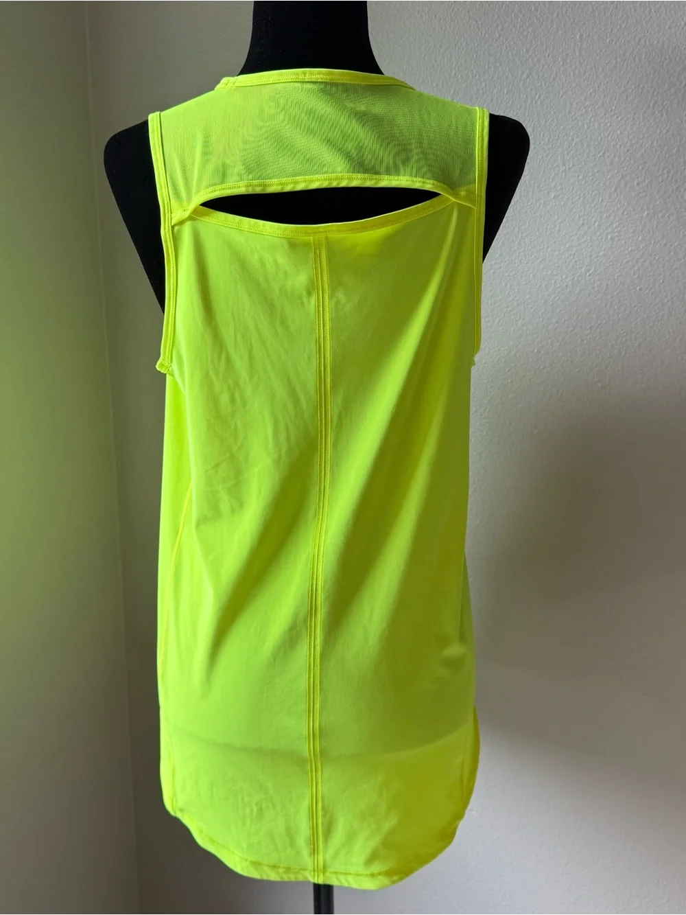 Lululemon Sculpt Tank Classic fit hip length in highlight yellow